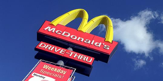 Photo: McDonald's drive-thru sigh / Jack Sullivan/Alamy 