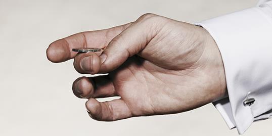 Photo: Coin toss / Brand New Images/Getty Images 