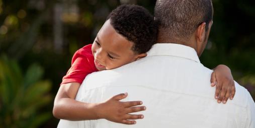 Photo: Dad with son / kali9/Getty Images