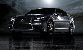 Photo by Lexus.