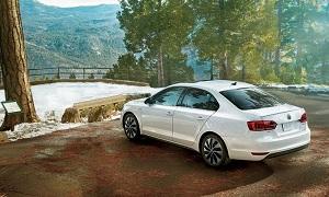 2013 Volkswagen Jetta Hybrid (© Volkswagen of America, Inc.)