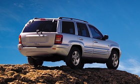 2004 Jeep Grand Cherokee (© Chrysler Group, LLC)