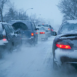 Image: Cars on icy road (© Don Hammond/Design Pics/age fotostock)