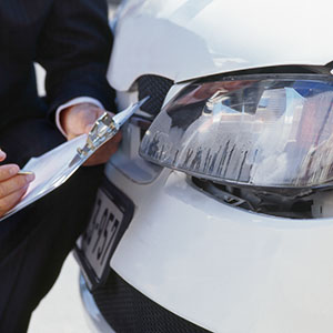 Logo: Car Accident (Stockdisc/Corbis)