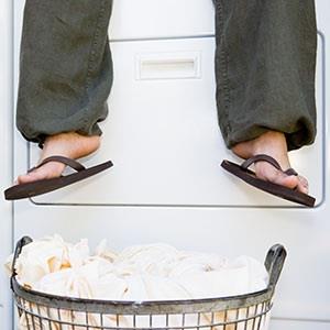 Image: Laundry (© Somos Images/Corbis/Corbis)
