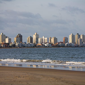 Image: Punta del Este, Uruguay (© Radius Images/Corbis)