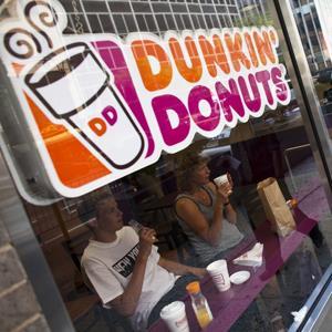 File photo of a Dunkin' Donuts Inc. store in Midtown Manhattan (copyright Ramin Talaie/Getty Images)