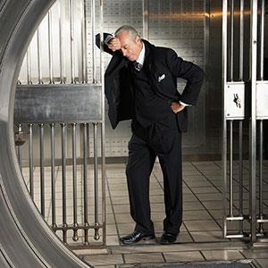 Images: Bank Vault (© Radius Images/Jupiterimages)