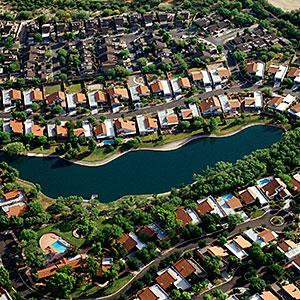 Image: Suburban neighborhood © VisionsofAmerica, Joe Sohm, Digital Vision, Getty Images