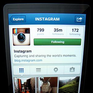 Instagram screen on an Apple ipad (© Mike Blake/Newscom/Reuters)