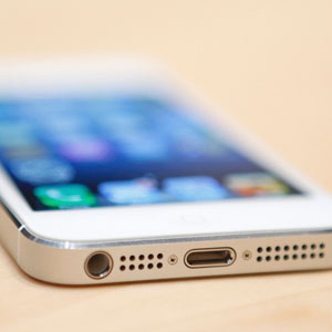 The iPhone 5 is displayed during a media event on September 12, 2012. Copyright: BECK DIEFENBACH, Newscom, RTR