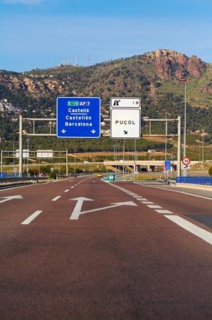 Así se quedaran las carreteras de peaje catalanas. Vacías después de la subda de un 7,5% de las tarifas de los peajes.