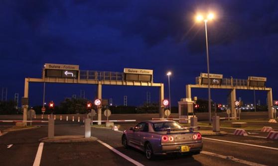 Nissan Skyline GT-R at the Eurotunnel (c) Motoring Research