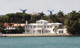 A house recently bought by plastic surgeon Dr. Leonard Hochstein, and his wife Lisa in Miami, Fla. (©Jason Henry/The New York Times/Redux)