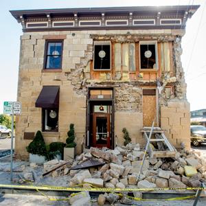 A crumbling facade at the Vintner's Collective tasting room in Napa, Calif. © Noah Berger/AP