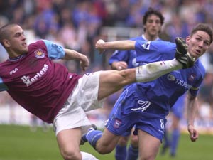 Matt Holland and Joe Cole
