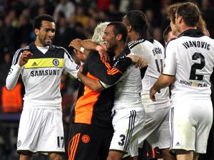 Chelsea players celebrate after knocking Barcelona out of the Champions League (AP Photo-Felice Calabro)