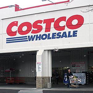 Costco Wholesale Store in Clarkton Wash. © Francis Dean/Rex Features