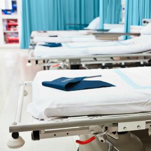 Hospital beds (c) Steve Debenport/Getty Images